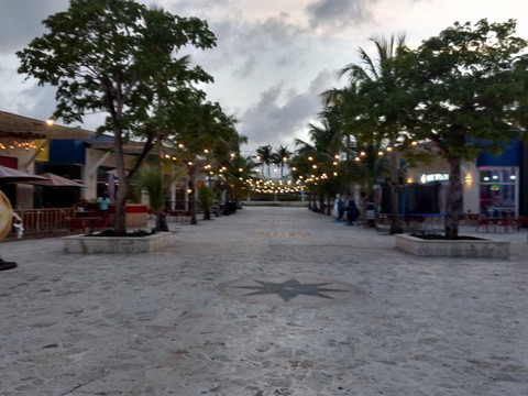 San Juan Shopping Center-蓬塔卡纳必去景点