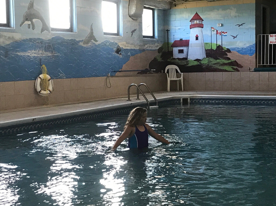 夏洛特敦豪生酒店主图