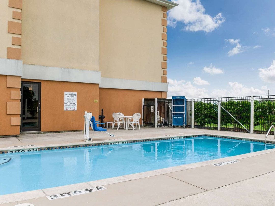 Quality Inn & Suites主图