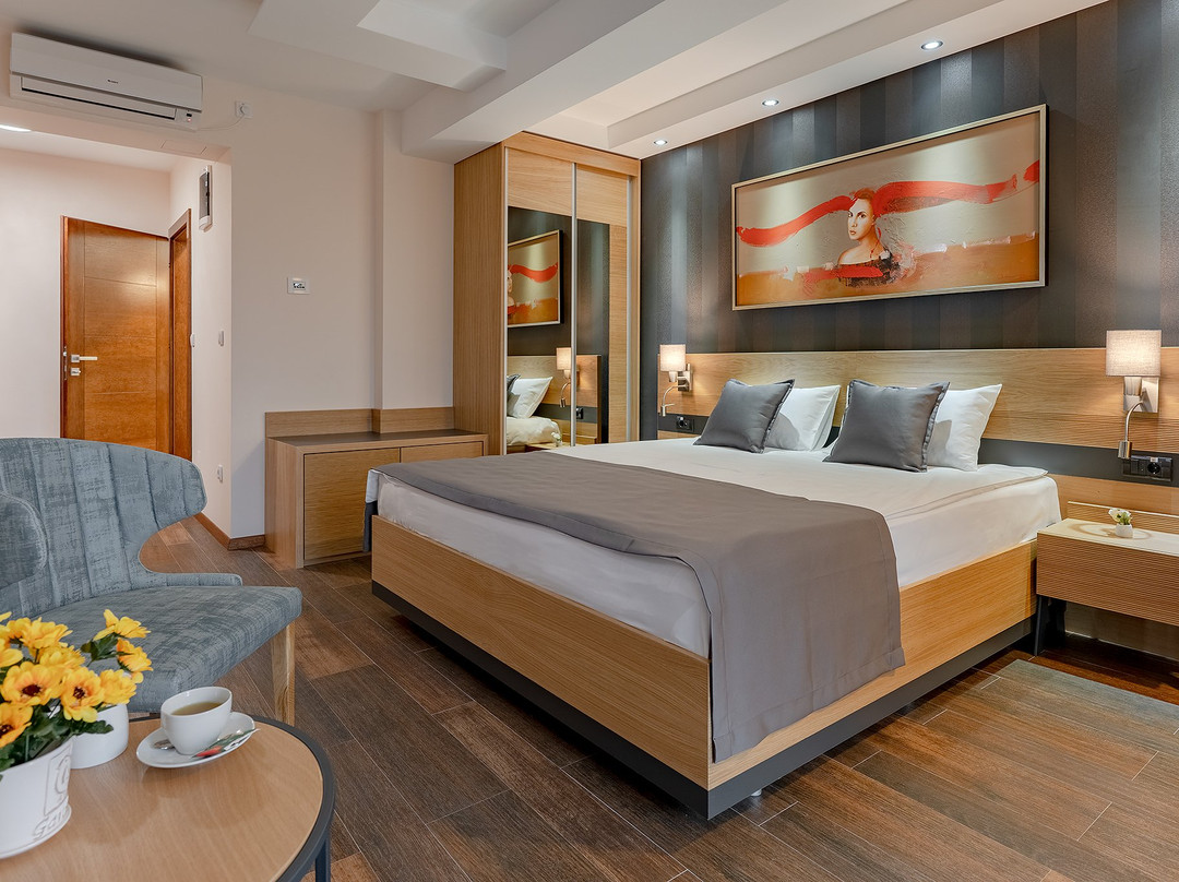 Rubicon Hotel主图
