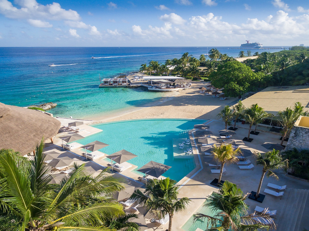 洲际度假酒店主图