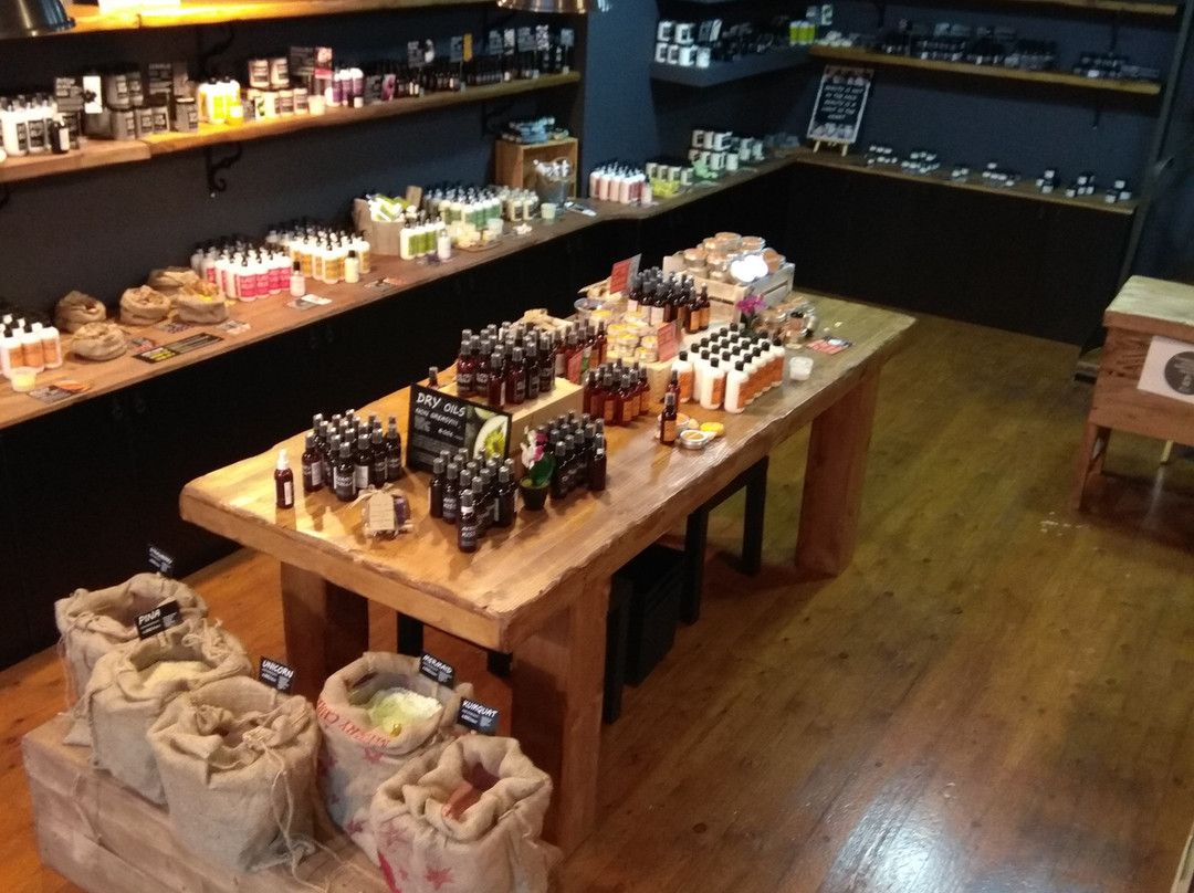 Root Cosmetics Lab-罗德城必去景点