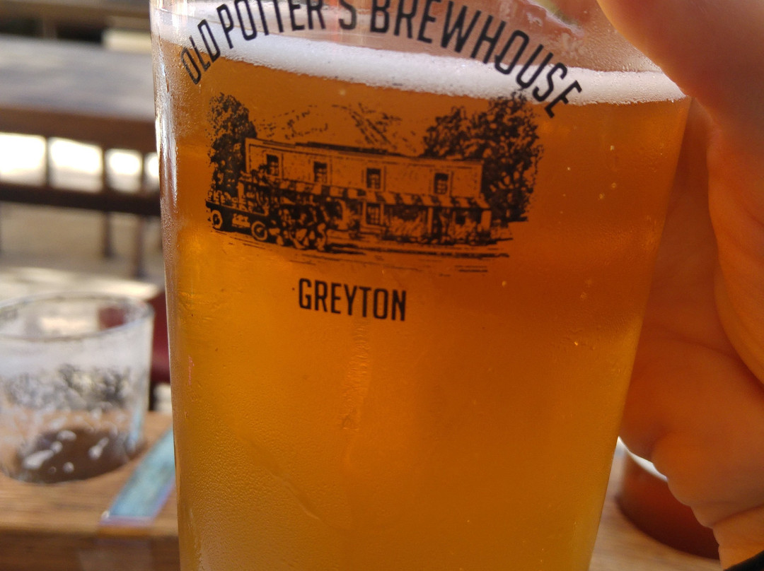 Old Potter's Inn and Brewhouse主图