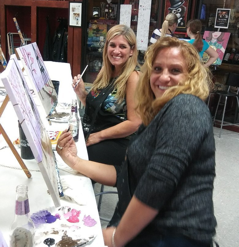 Painting with a Twist-Trinity必去景点