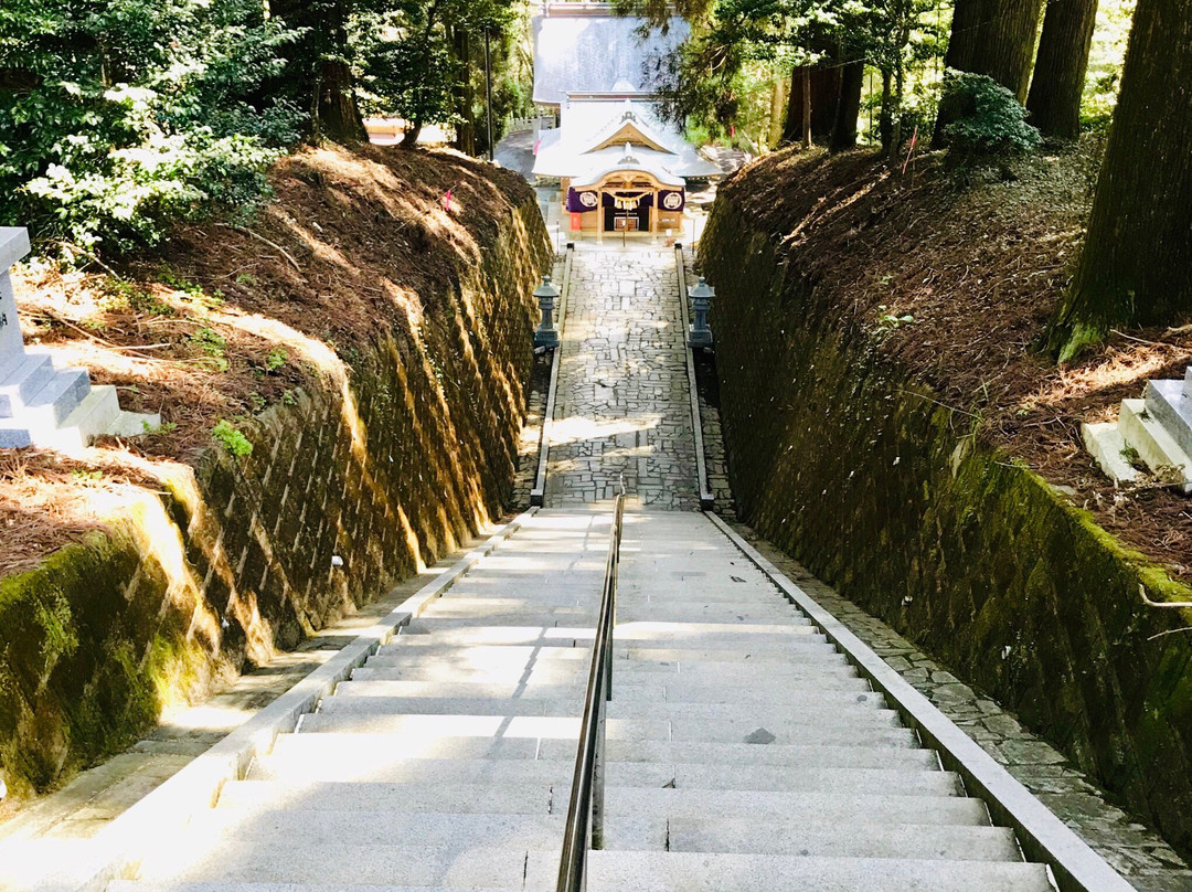 Kusakabeyoshimi Shrine景点图片