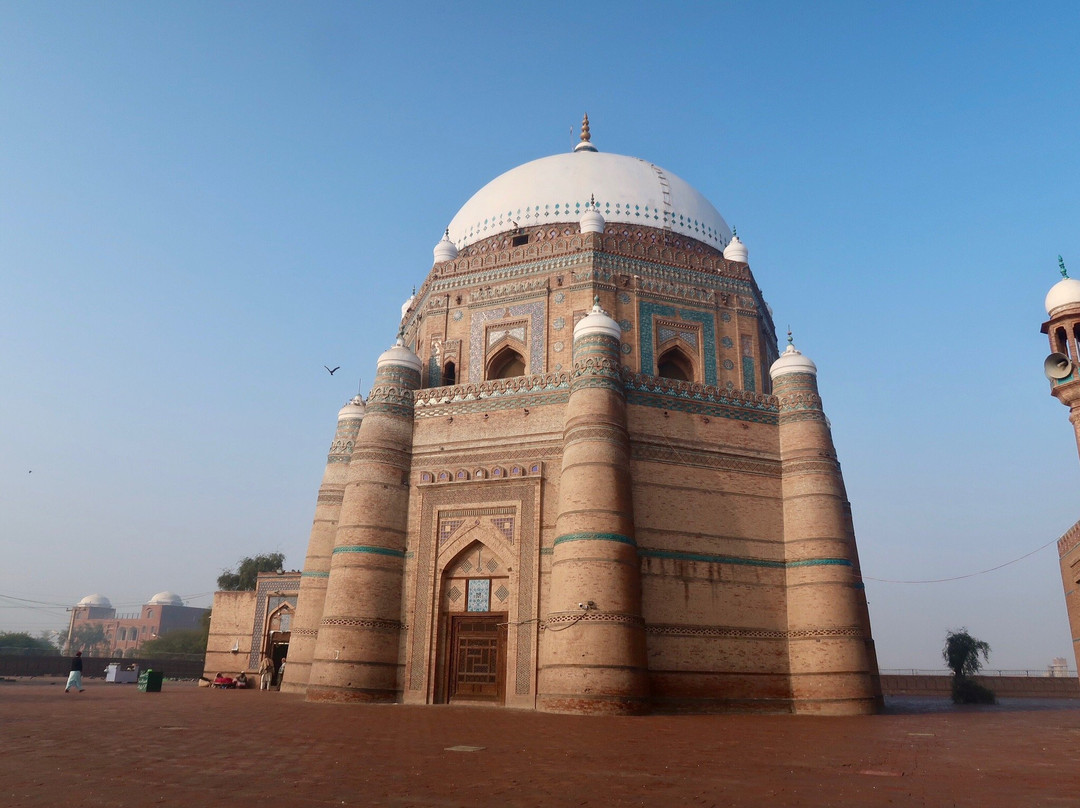Tomb Shah Rukne Alam-Multan必去景点