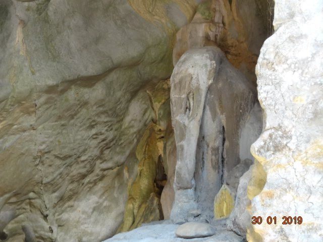 Tham Xang (Elephant Cave)景点图片