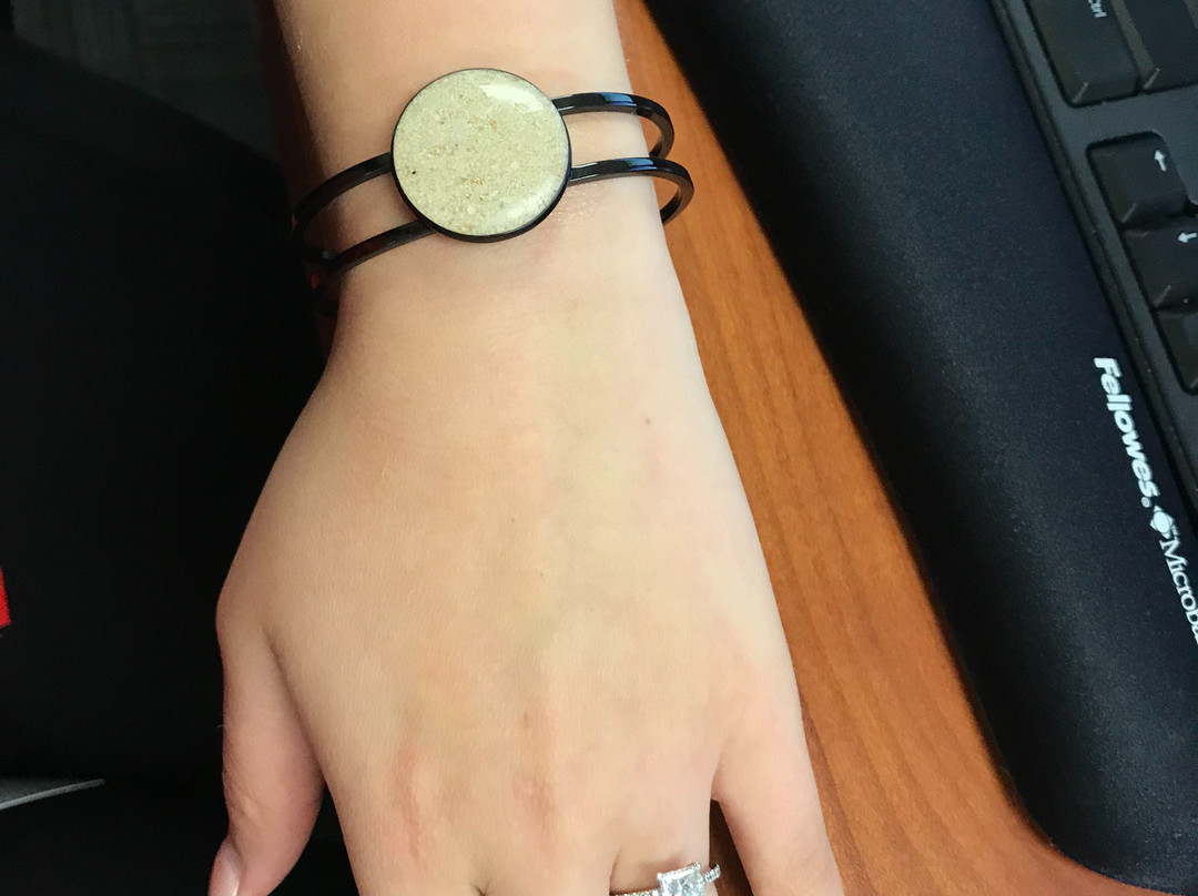 Limin' Boutique-West End Village必去景点