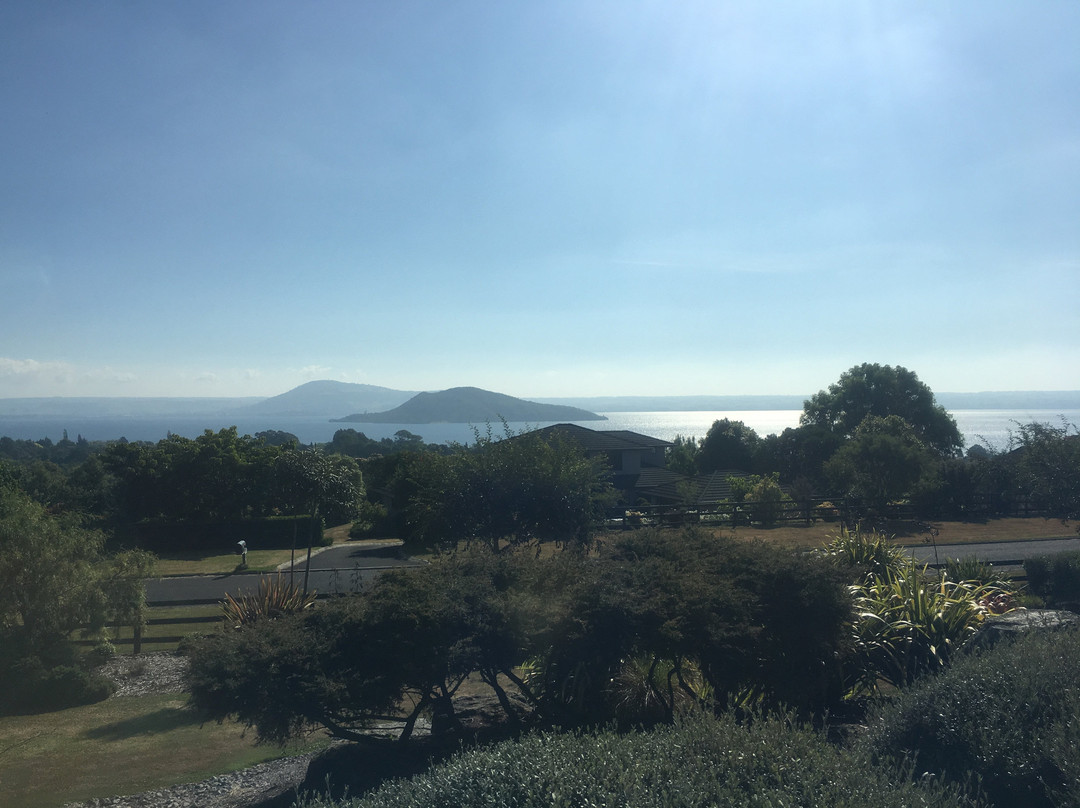Flemington Lake View Bed and Breakfast主图