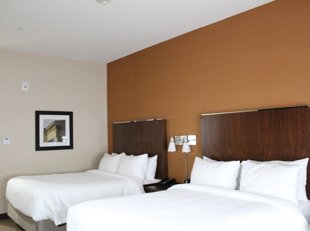Four Points by Sheraton Edmonton West主图