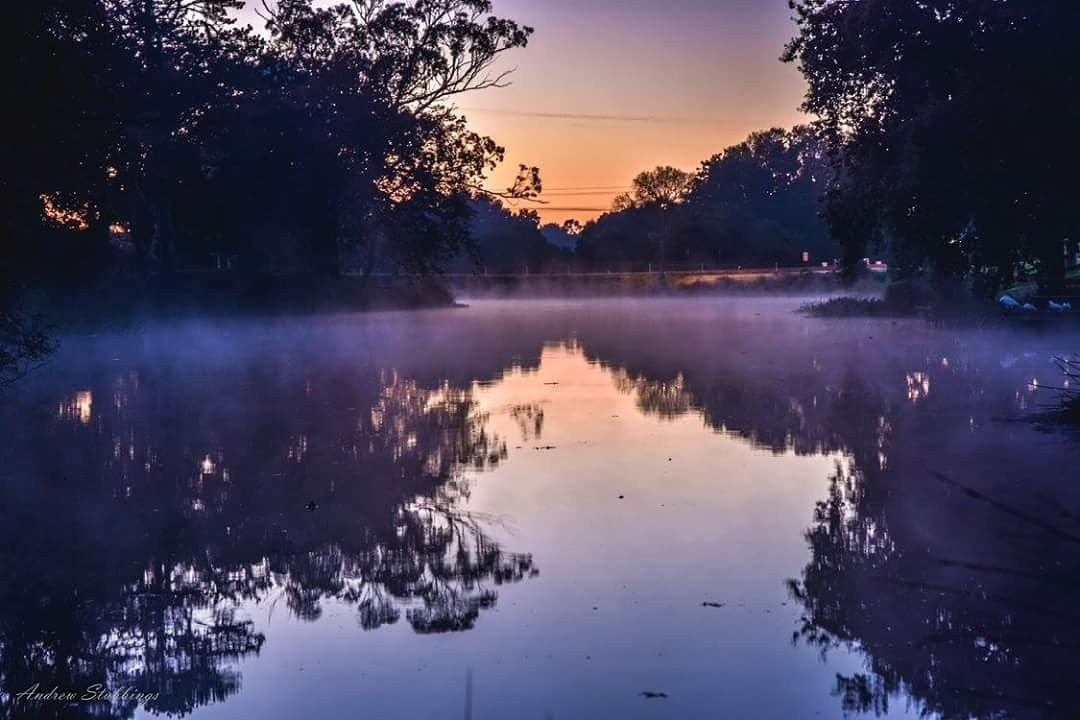 Cobden旅游景点-Lake Cobden