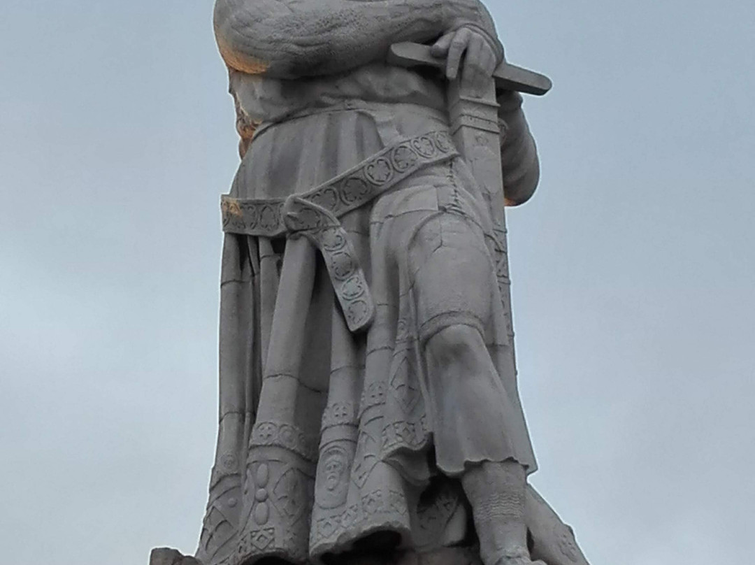 Monumento a Alfonso I el Batallador-萨拉戈萨省必去景点