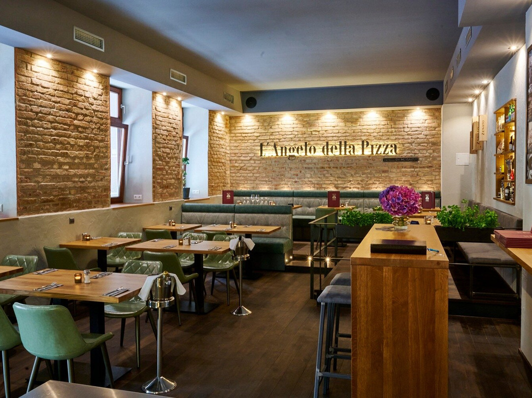 L'Angolo della Pizza