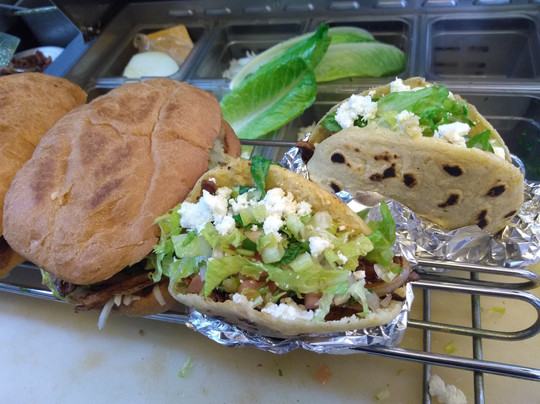 Llano餐馆和美食-Ortega Tacos