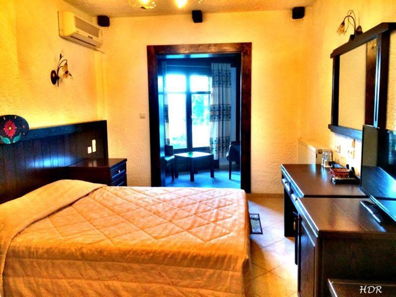 Hotel Taxiarches主图