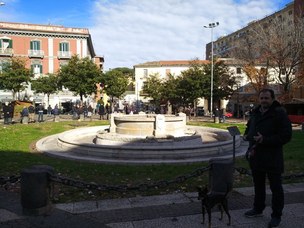 Piazza Vittorio Emanuele III景点图片