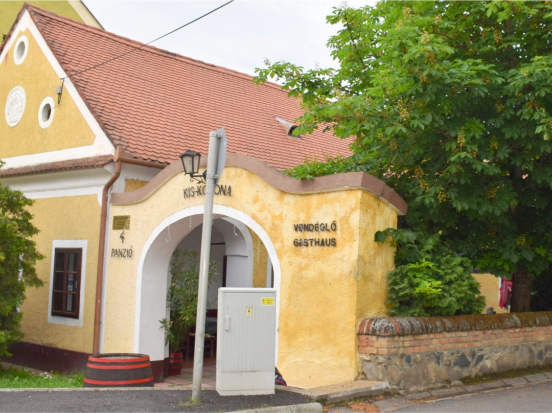 Kis-Korona Restaurant - Pension - Pizzeria主图