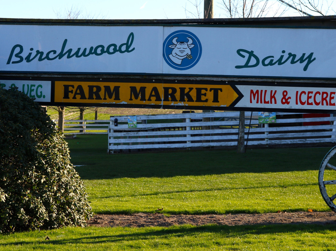 Birchwood Dairy Farm景点图片