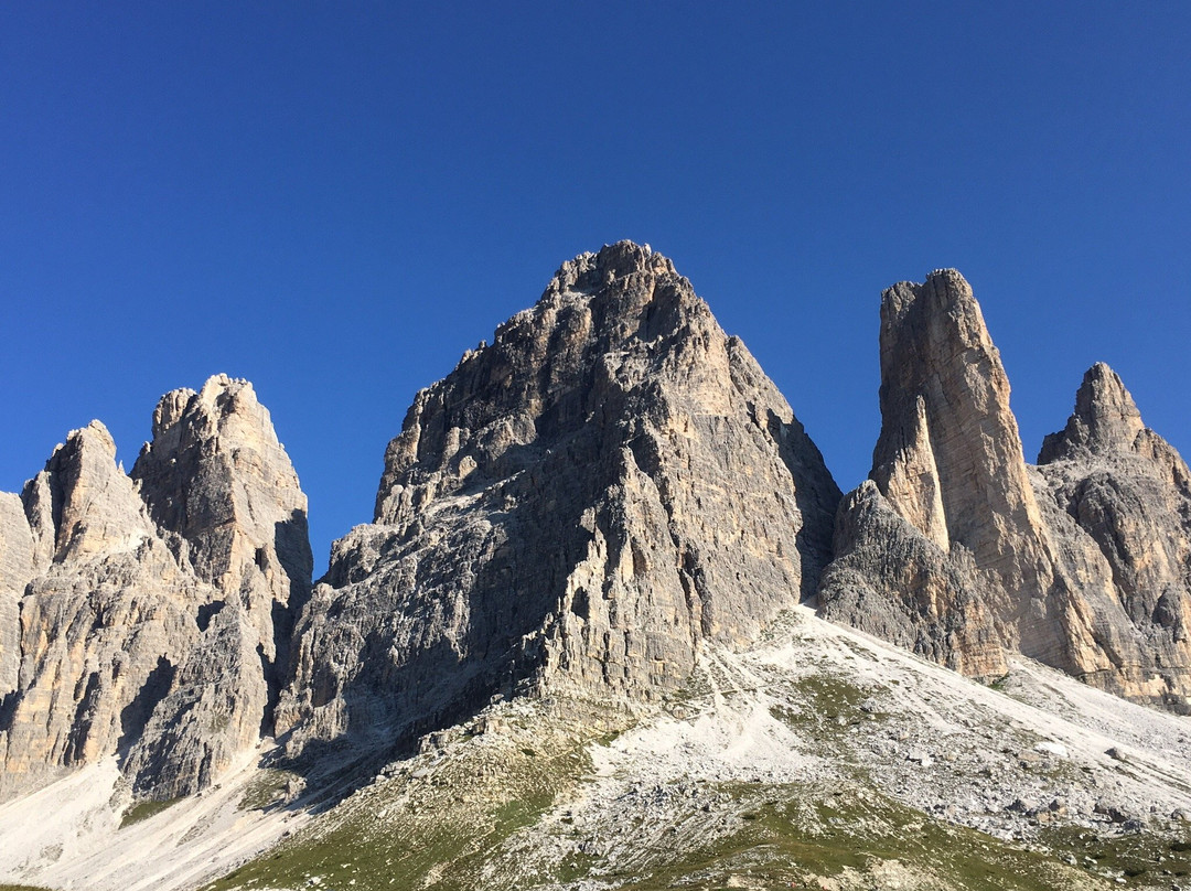 Escursione Estiva: Vista Tre Cime - Rifugio Locatelli景点图片