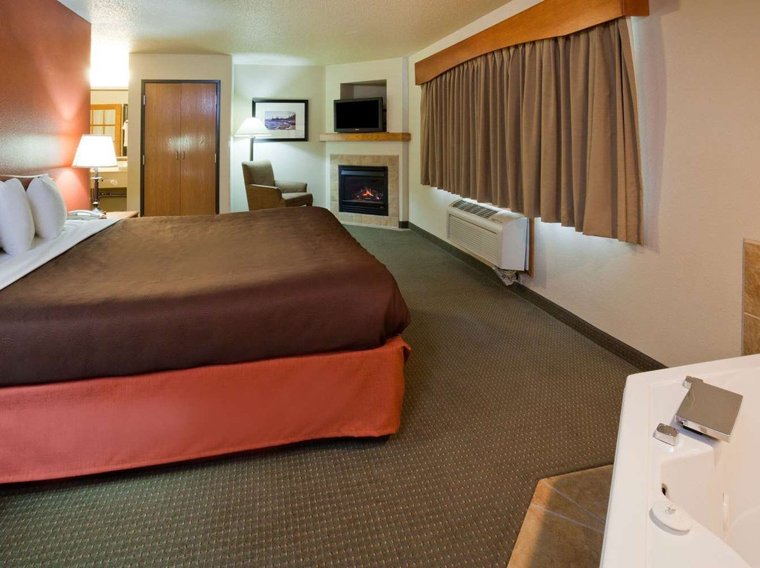 AmericInn by Wyndham Wetmore Munising主图