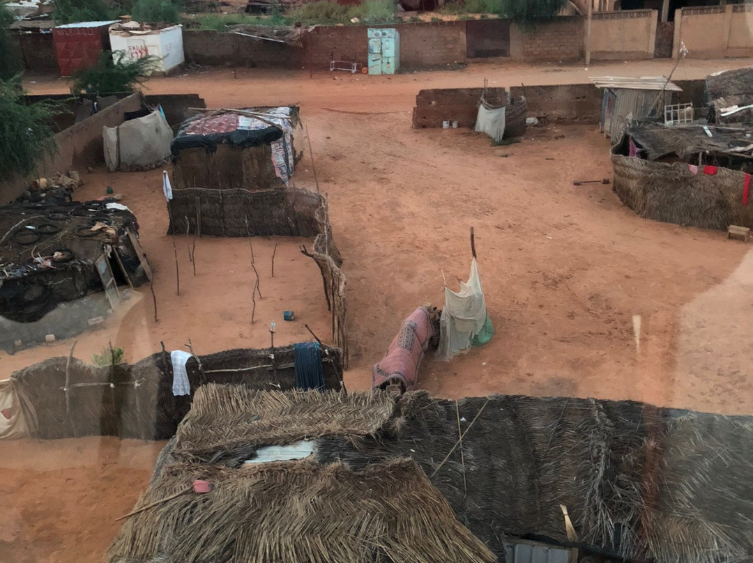 Fayel Appart-Hotel主图