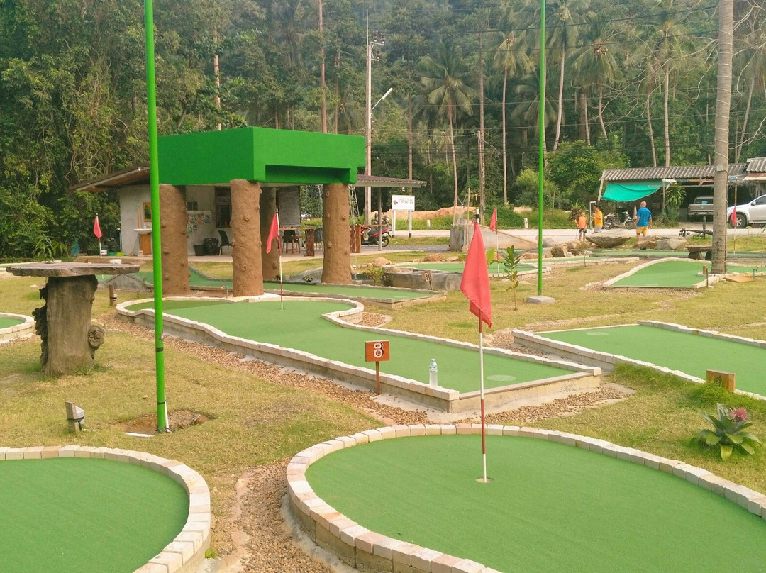 Phangan Adventure MiniGolf-Ban Thong Nai Pan必去景点