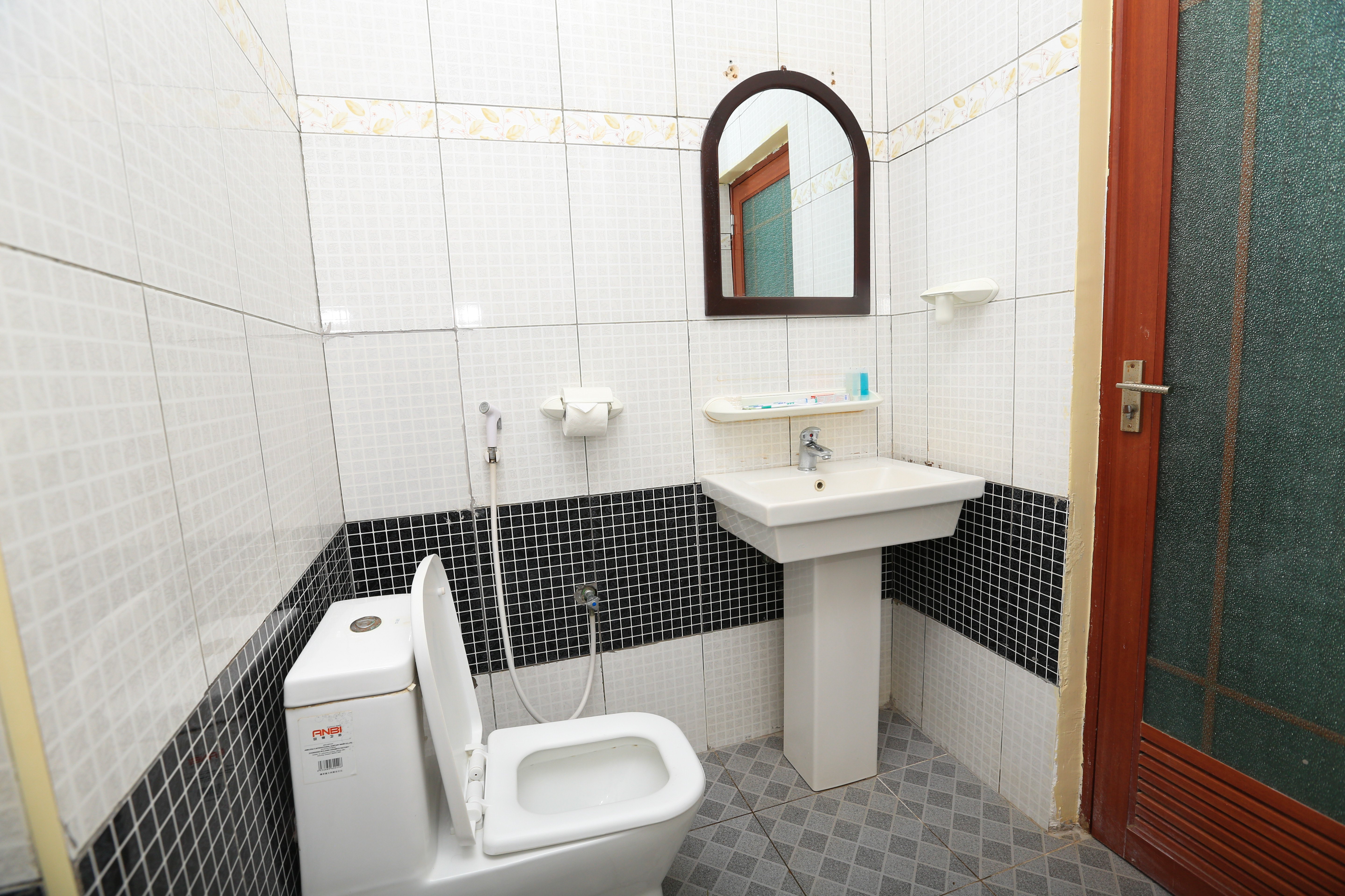 Kingsway Hotel-官方