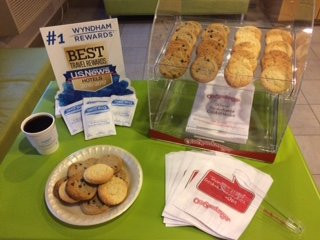 Super 8 by Wyndham Manistee主图