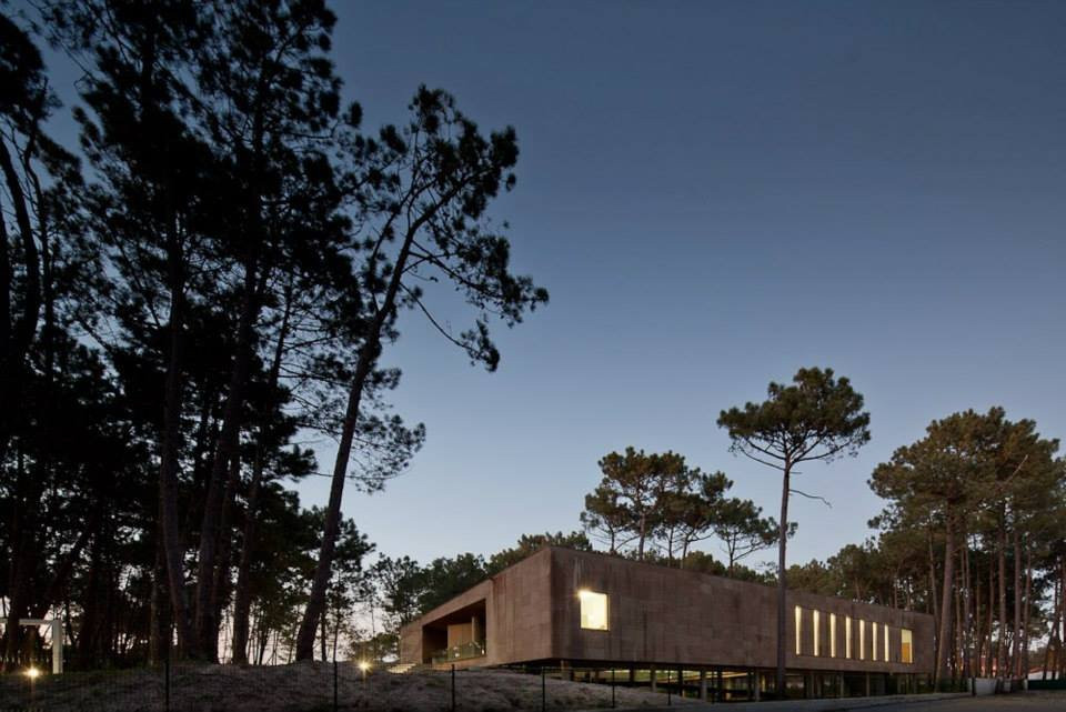 Surf Clube Viana-维亚纳堡必去景点