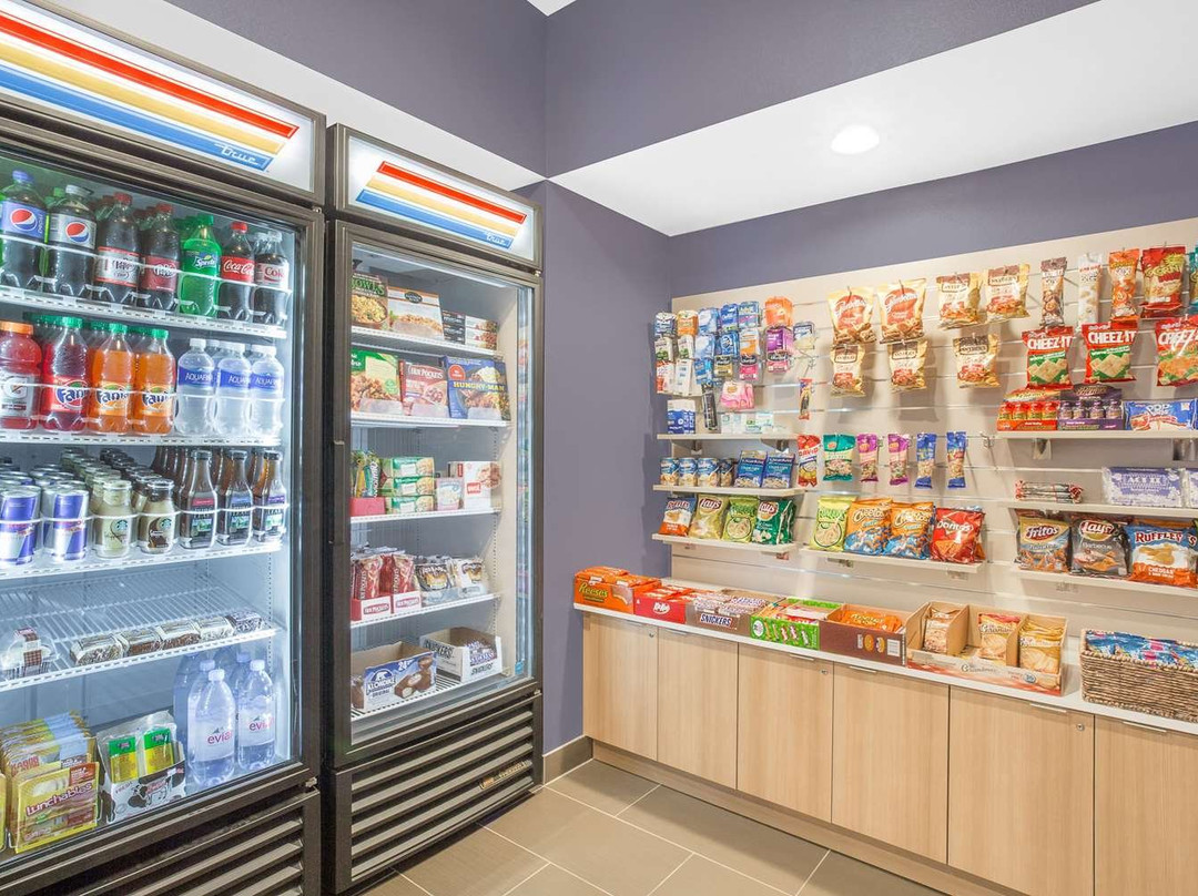 Microtel Inn & Suites by Wyndham Bentonville主图