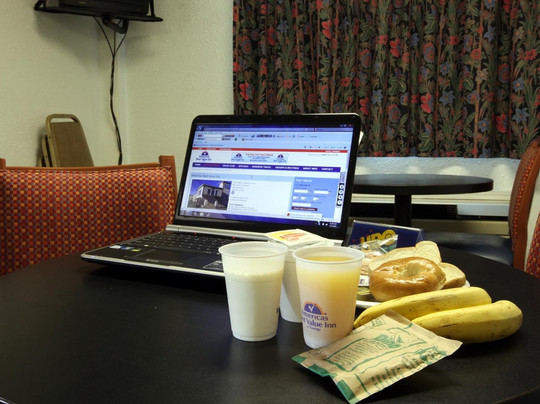 Americas Best Value Inn Macomb主图