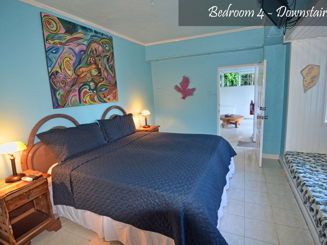 Moon San Villa主图