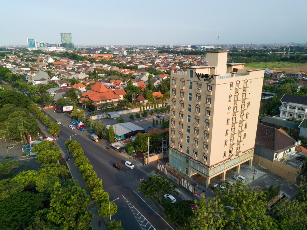 Hotel Namira Syariah Surabaya主图