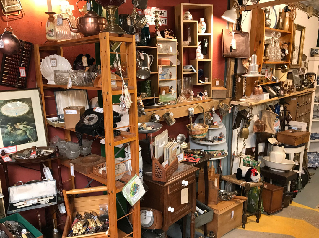 Dores Hill Farm Emporium-Wootton必去景点