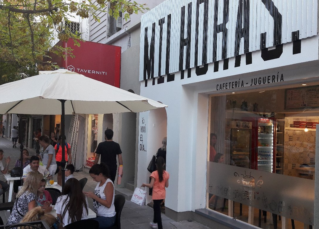 Mil Horas Cafeteria