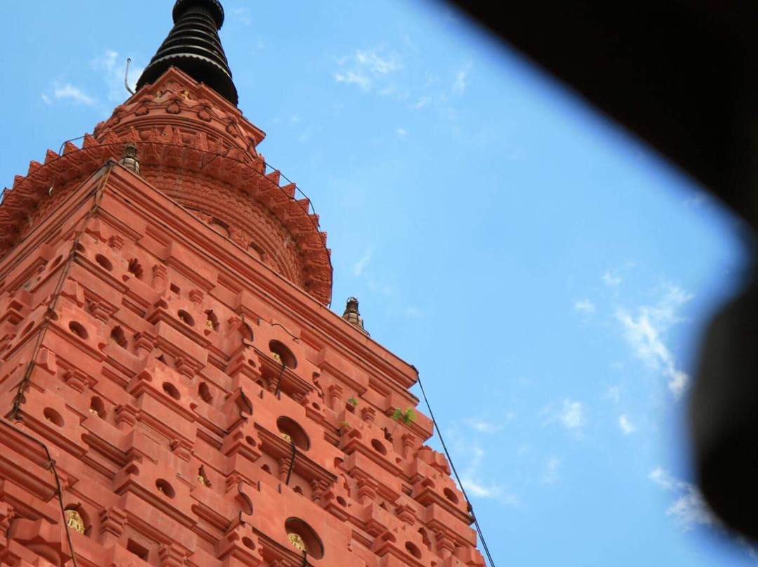Wat Pa Siriwatthanawisut Nai Somdet Phrachaophinangthoe景点图片