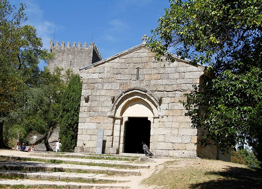Igreja de São Miguel do Castelo景点图片
