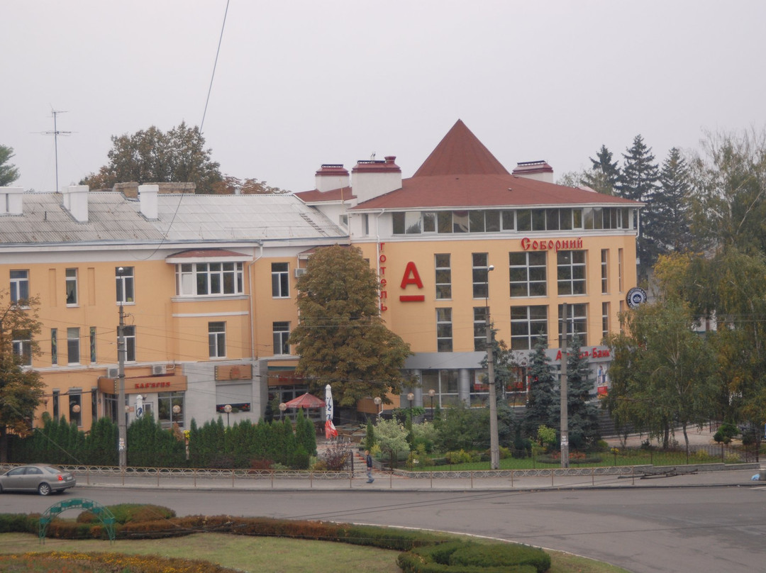 Otel' Sobornyy主图