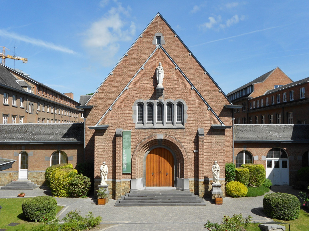 Couvent des Soeurs de Notre-Dame (Convent of the Sisters of Notre-Dame)