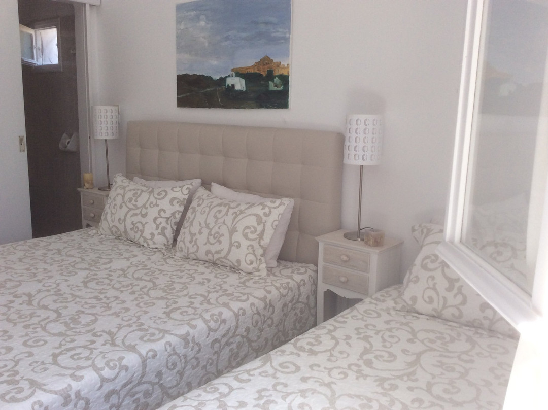 Evi Evan Hotel主图