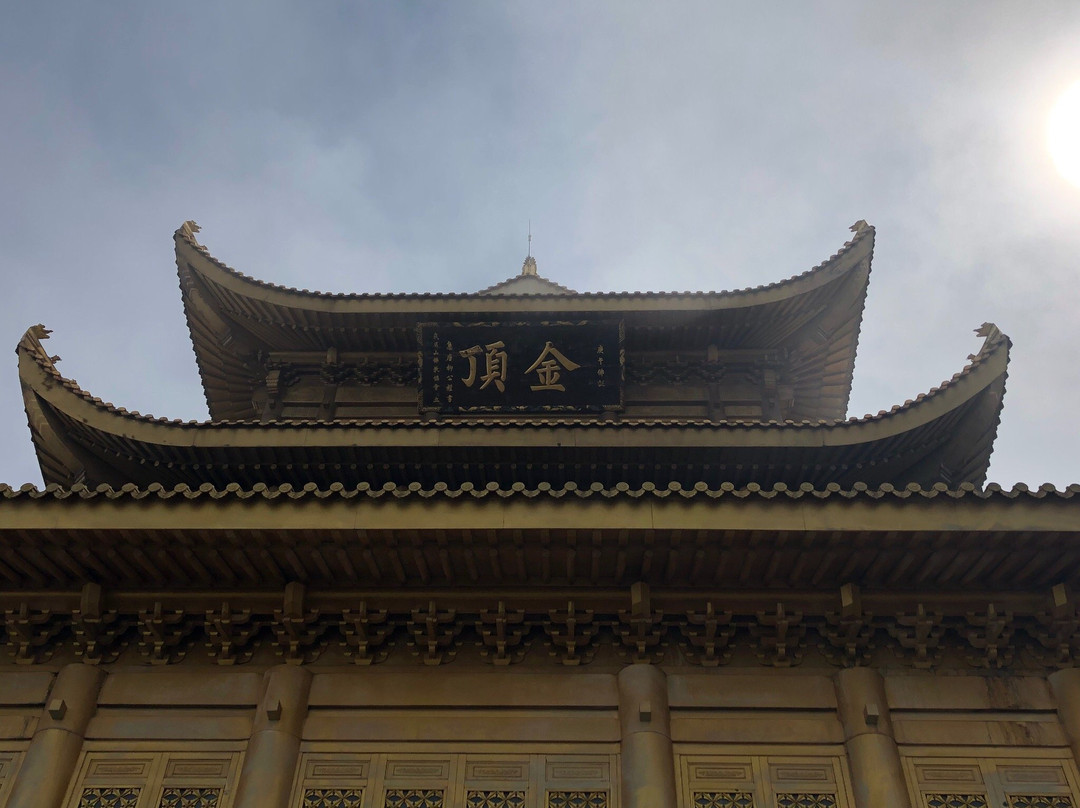 遇仙寺-峨眉山市必去景点