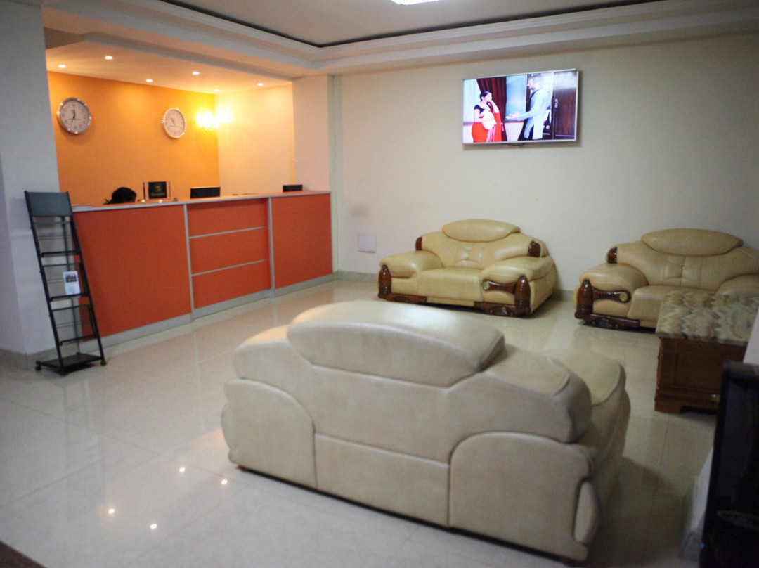 Water Front Hotel主图