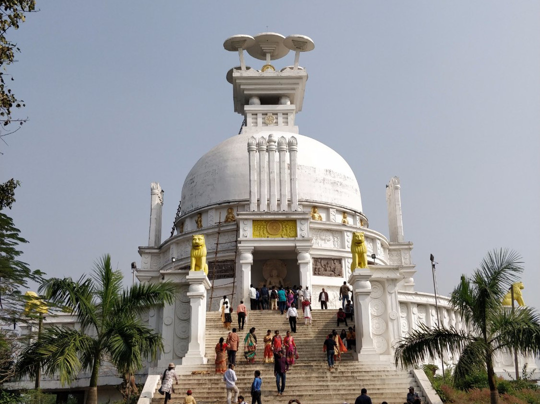 Dhauli Peace Pagoda景点图片