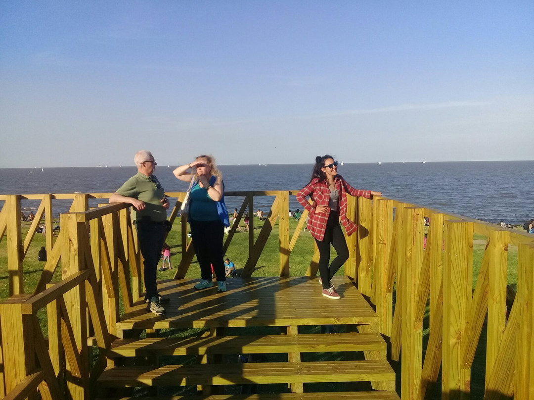 Monumento al Fin del Milenio-Vicente Lopez必去景点