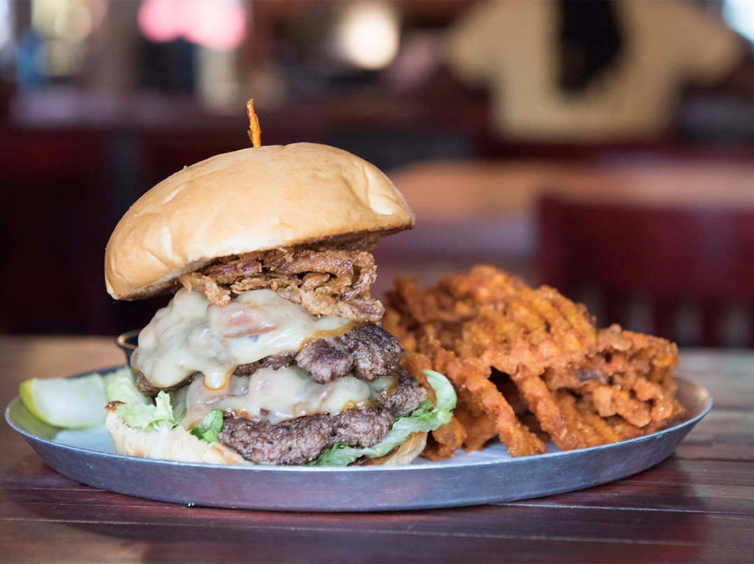 M.L.Rose Neighborhood Pub