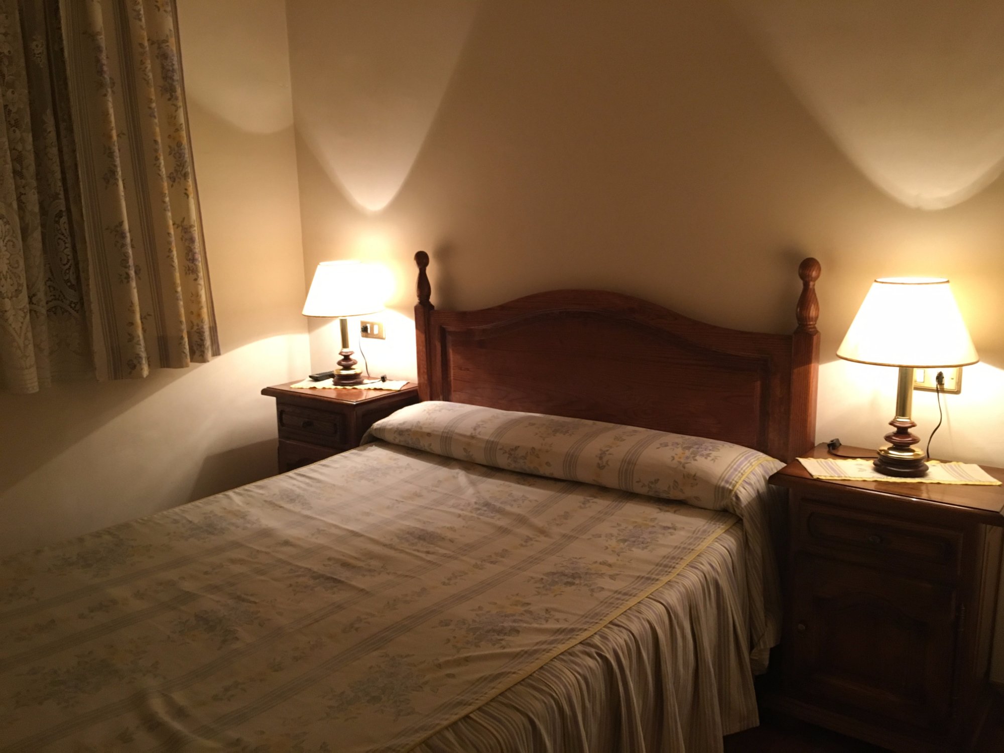 Hostal Las Coronas-官方