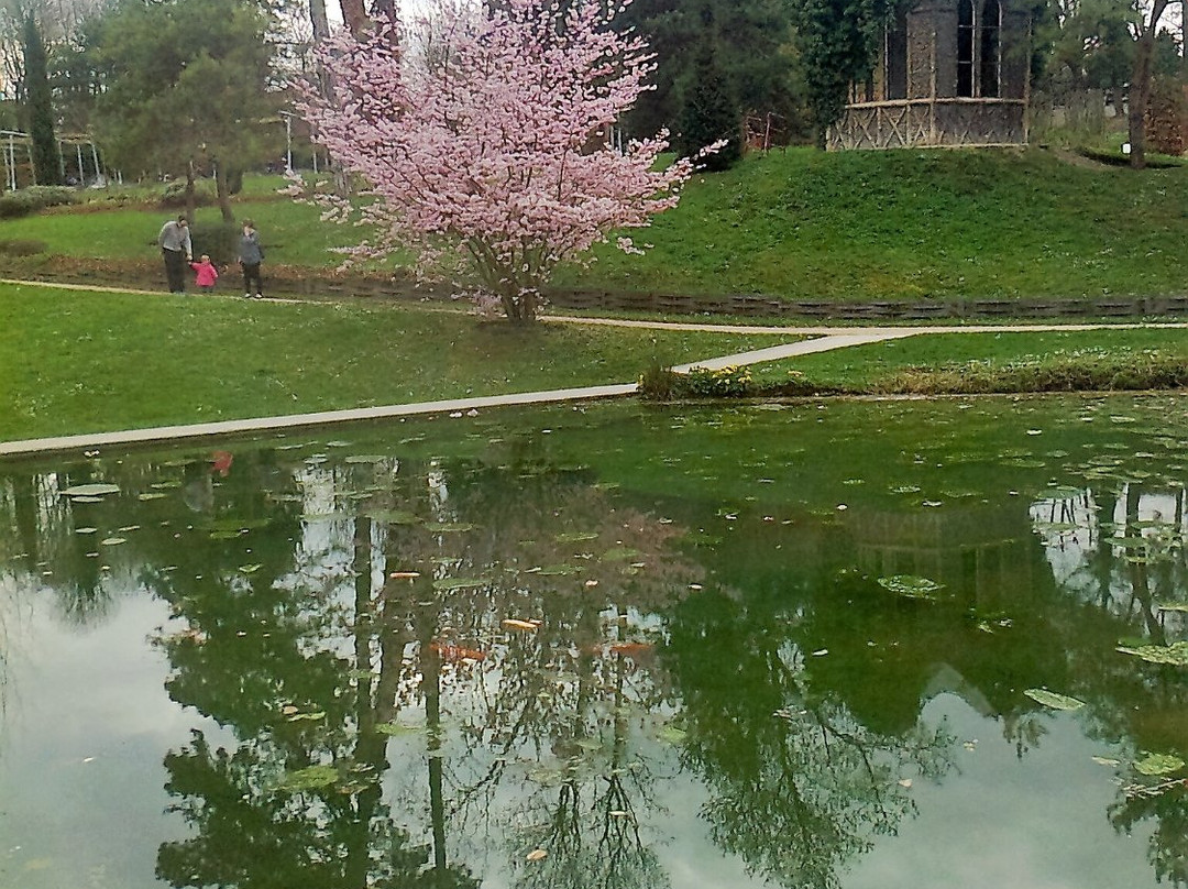 Parc de Cluny景点图片