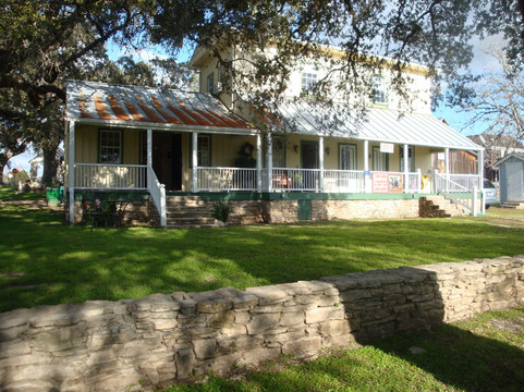 Comforts-Round Top必去景点