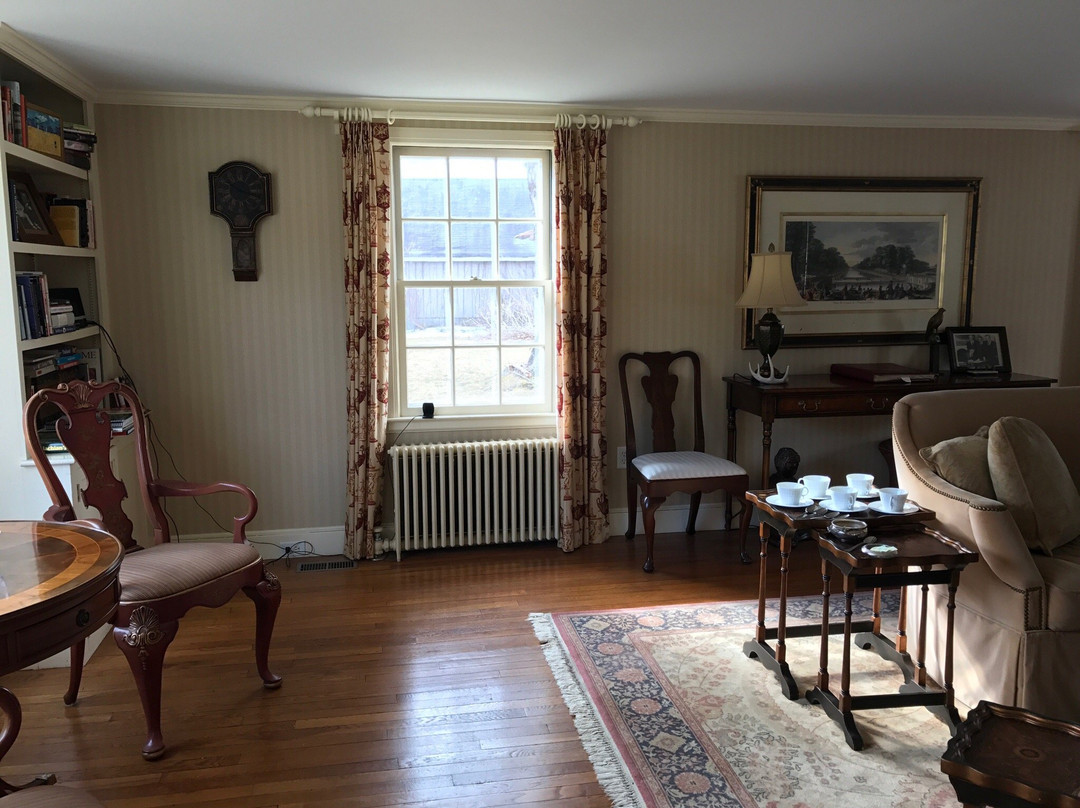 The Kent Collection | The Firefly Inn主图