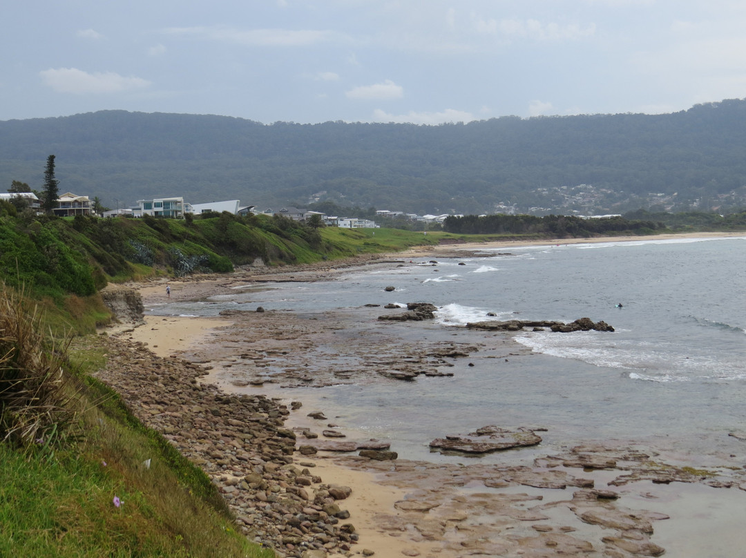 Mccauleys Beach景点图片